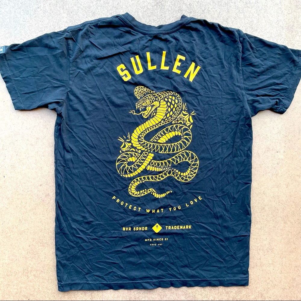 ☠️ SULLEN ART MENS BLACK COBRA TSHIRT SZ:M NWOT🏷